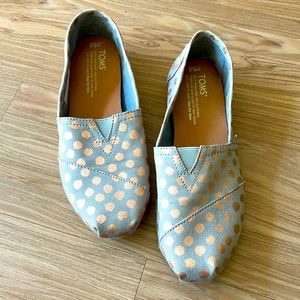TOMS Grey and Rose Gold Canvas Shoe